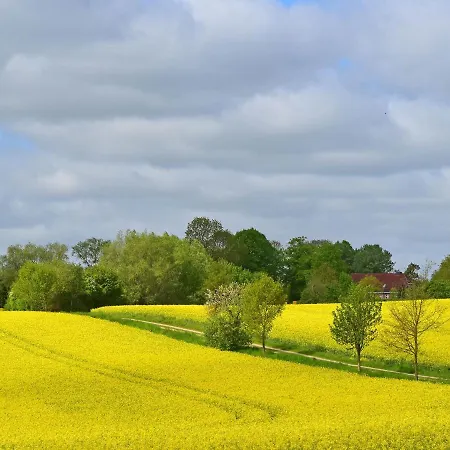 Im Gutshaus Schulenbrook * Metelsdorf
